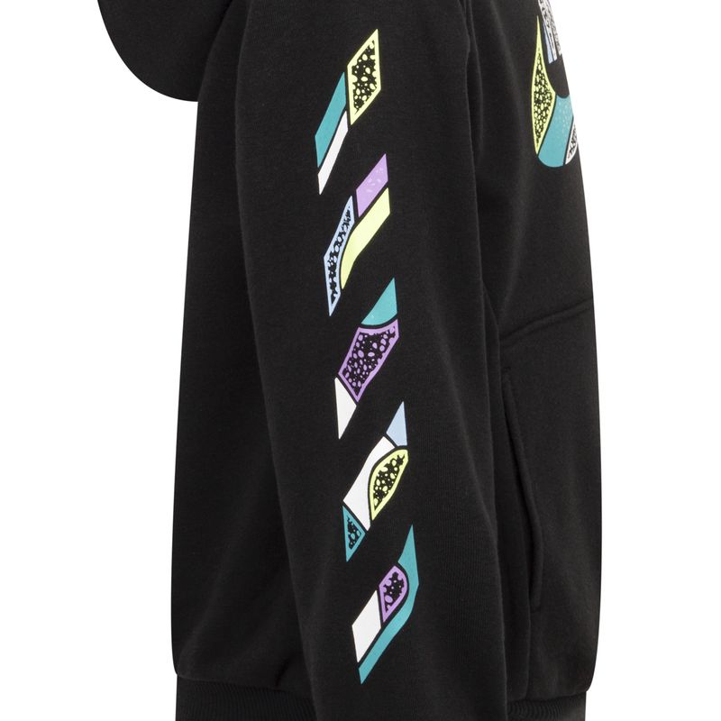 Nike_APP_Child_M683_023_Q_S_D_02